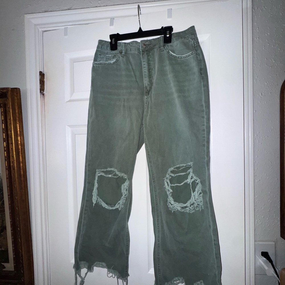 Green Boyfriend Jeans with Distressed Details